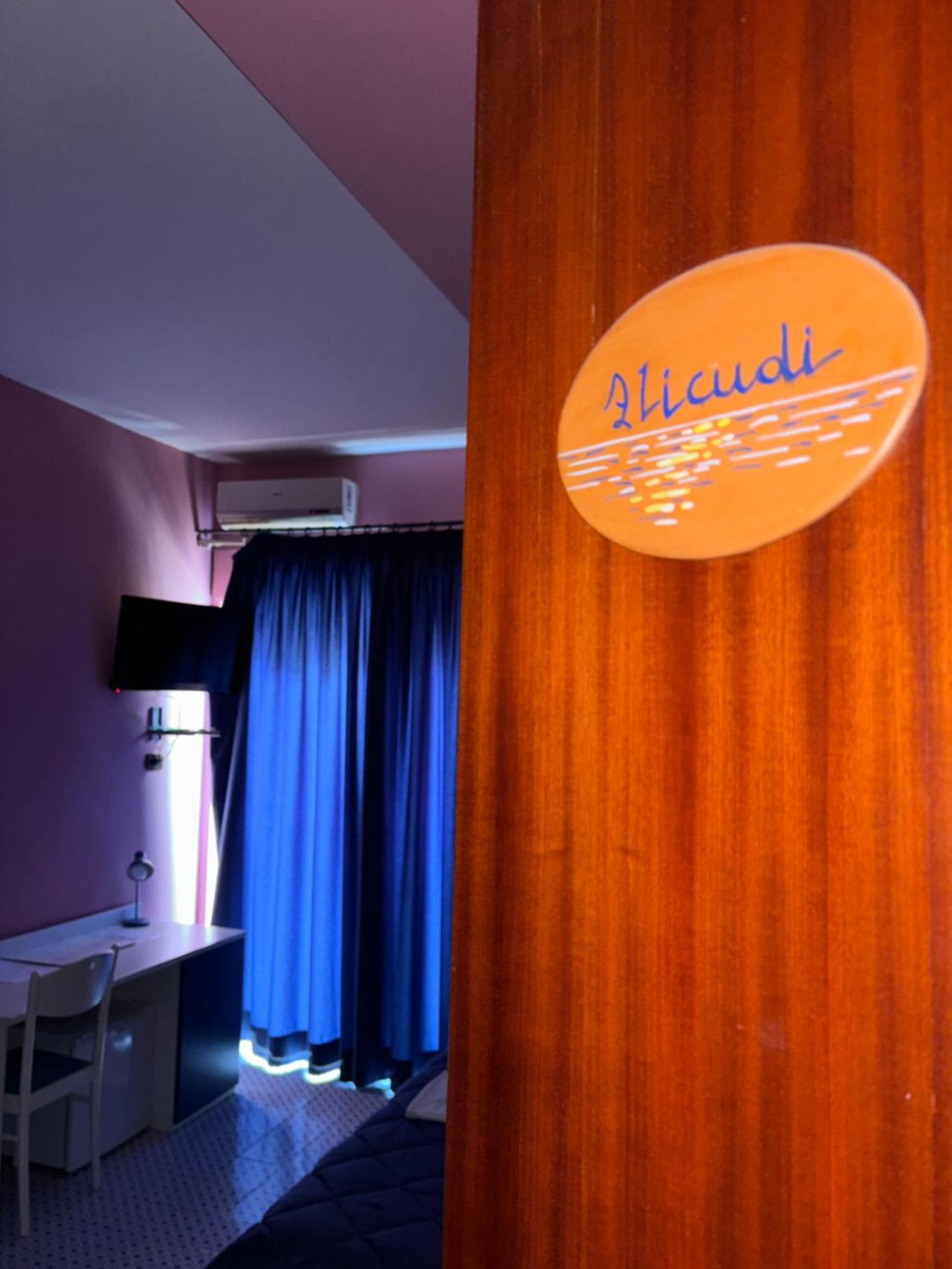 Le Soleil B&B Милаццо Номер фото